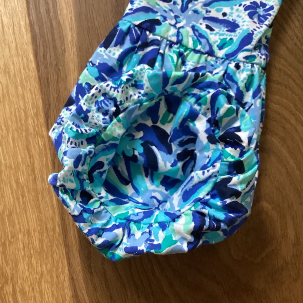 Lilly Pulitzer Carlile Small Blue Iris High Mainten Blouson Sleeve Pima Beach - Picture 6 of 12